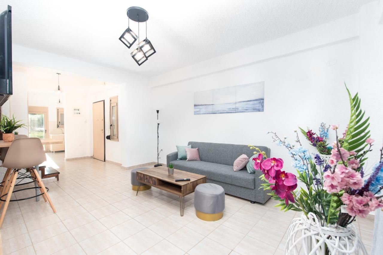 Alex Holiday home